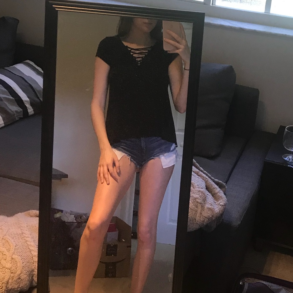 *FLASH SALE* Black top from hollister